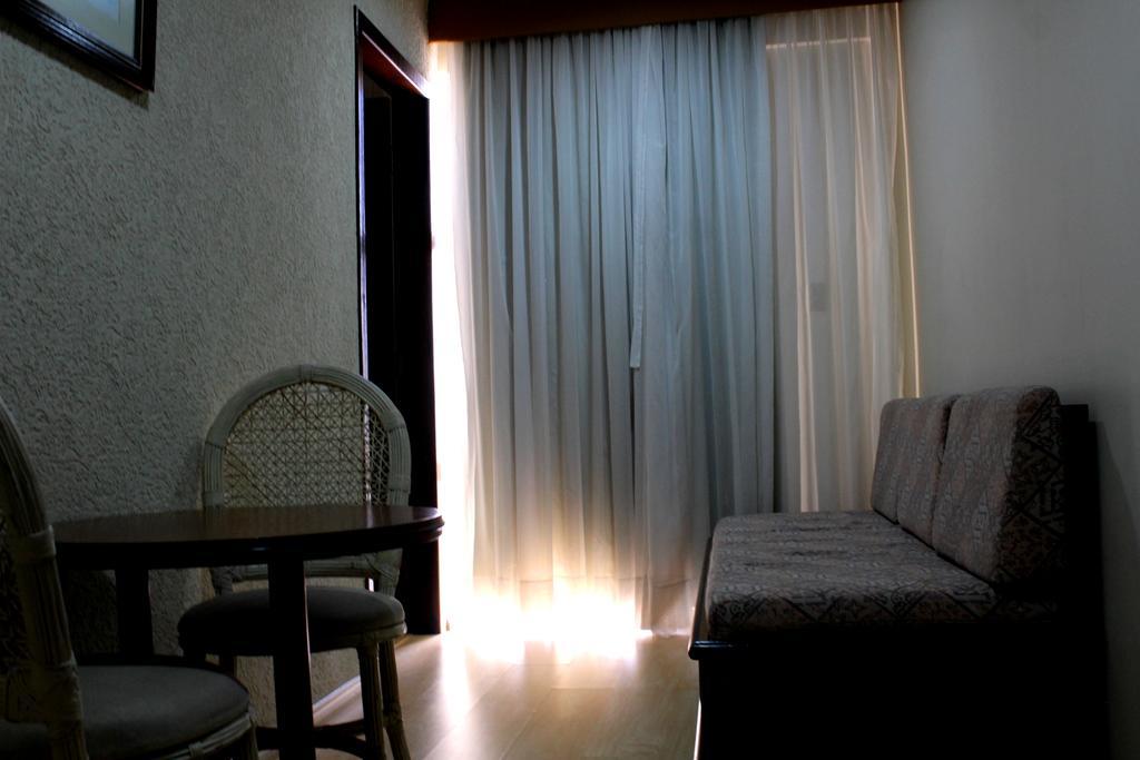 Geneviee Palace Hotel Понта-Гросса Экстерьер фото
